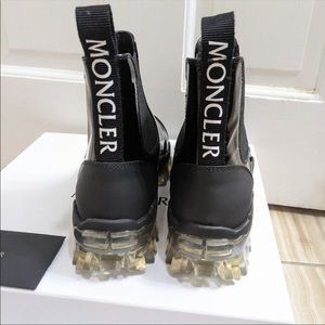 Moncler Hanya Size 39 NWT